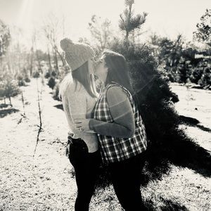 Meet your Posher, Devin